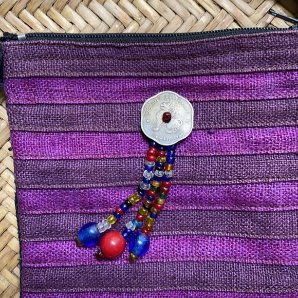 Beaded crossbody purse - Picture 3 of 5